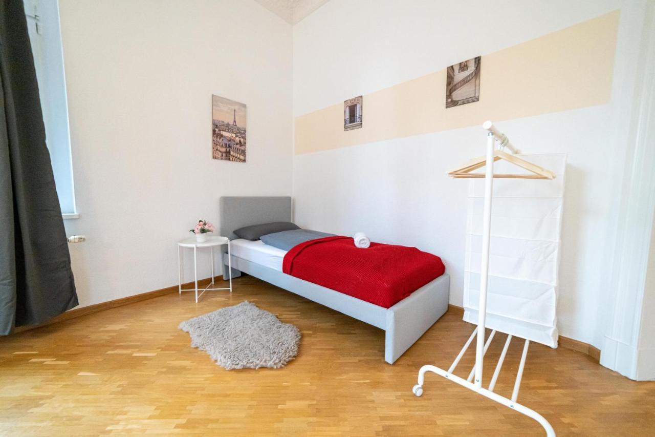 Fullhouse - Halle - Vs7 - 3 Beds - Nespresso 외부 사진