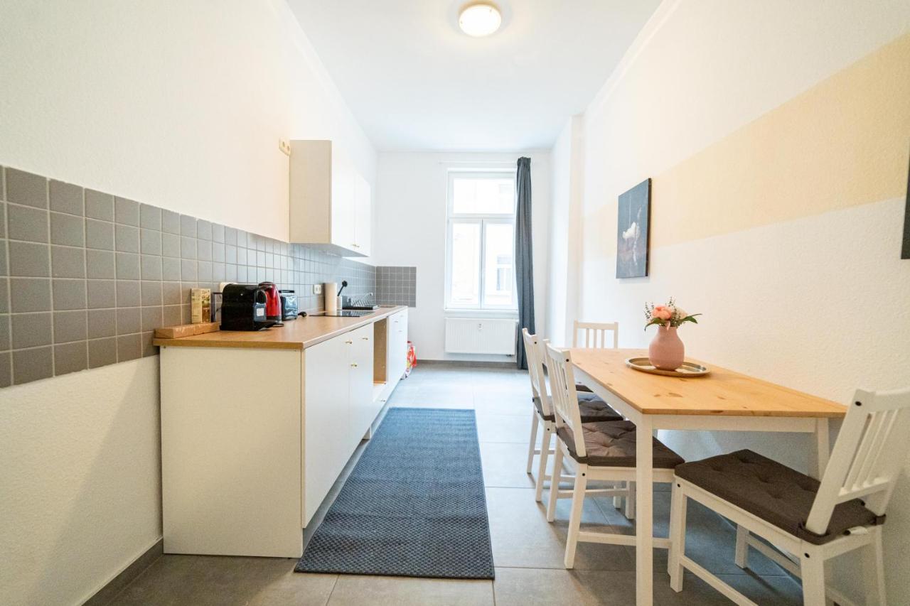 Fullhouse - Halle - Vs7 - 3 Beds - Nespresso 외부 사진
